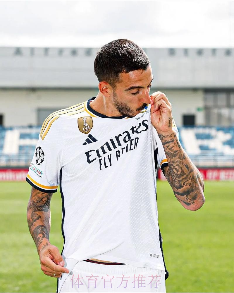 皇马官方:何塞卢右脚踝骨水肿 预计将伤缺约3周 皇马官方:何塞卢右脚踝骨水肿 预计将伤缺约3周