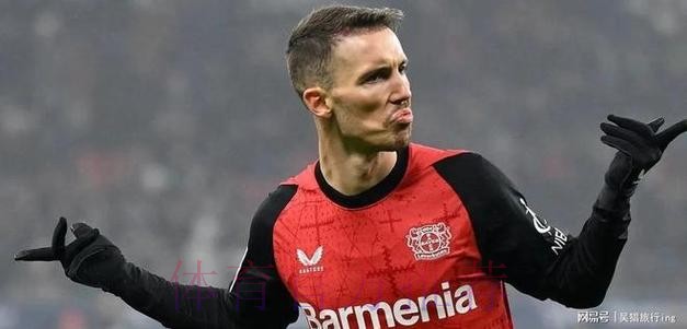 西媒:皇马考虑引进格里马尔多 填补左后卫短板 西媒:皇马考虑引进格里马尔多 填补左后卫短板